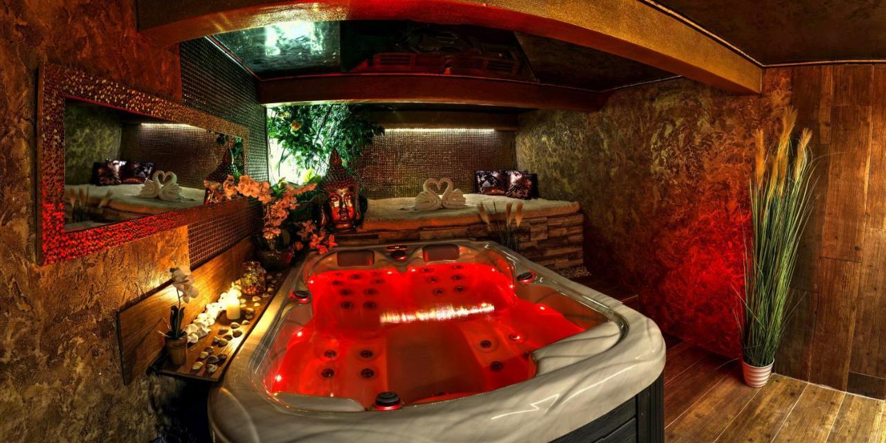 Afrodita Wellness Apartman Прага Екстер'єр фото