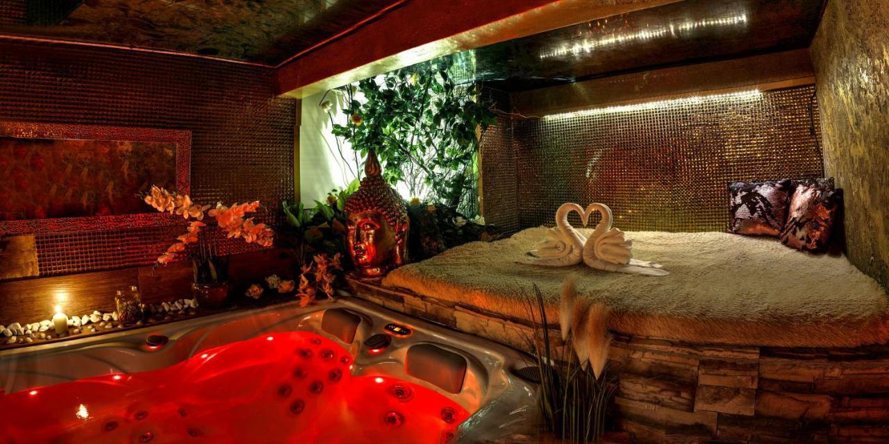 Afrodita Wellness Apartman Прага Екстер'єр фото